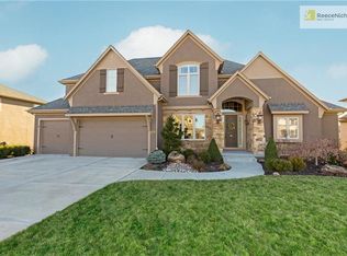 11507 W 164th Ter, Overland Park, KS 66221