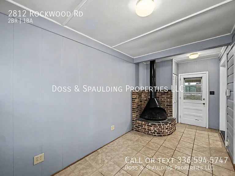 2812 Rockwood Rd — Photo 6