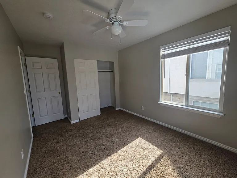 1486 E 1320 S — Photo 11