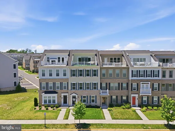17139 Branched Oak Rd, Dumfries, VA 22026
