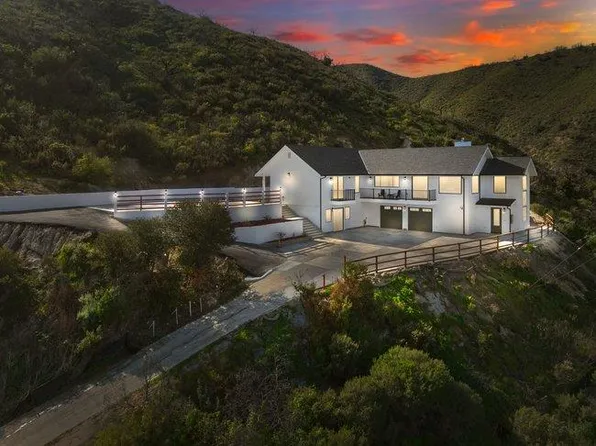 228 Pine Canyon Rd, Salinas, CA 93908