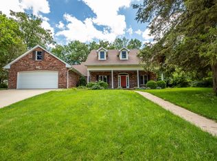 5744 Waterfront Dr S, Columbia, MO 65202