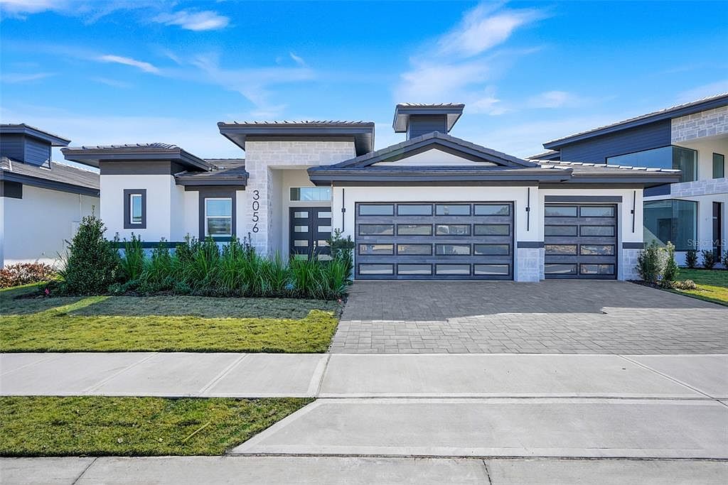 3056 Kensington Dr