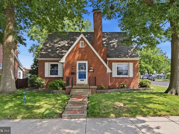 198 W Lincoln Ave, Telford, PA 18969