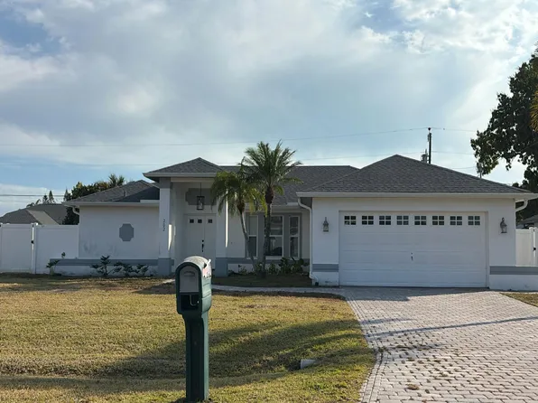 202 SE 19th St, Cape Coral, FL 33990