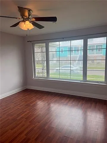 2 bed, 1.0 bath, 1100 sqft, $1,800 — Photo 4