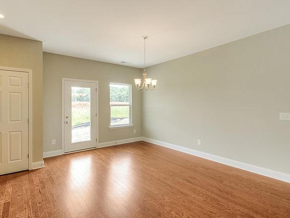 5th image of 183 Bexley Way