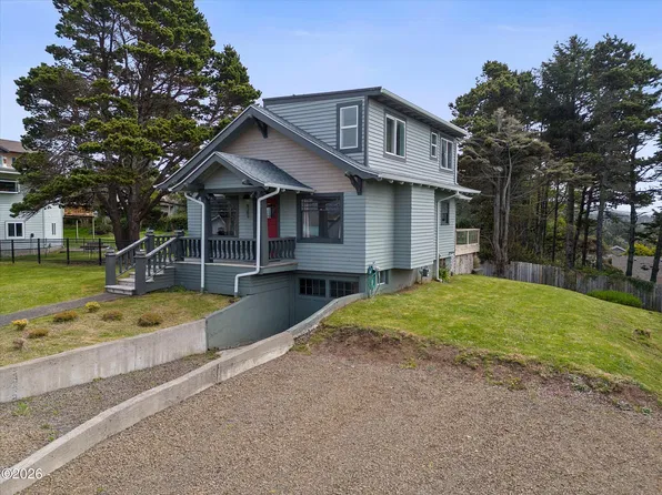 1610 NE 13th St, Lincoln City, OR 97367