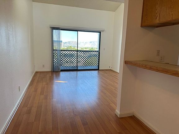 5th image of 2750 Plumas St APT 319