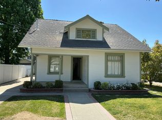 447 S Grand St, Orange, CA 92866