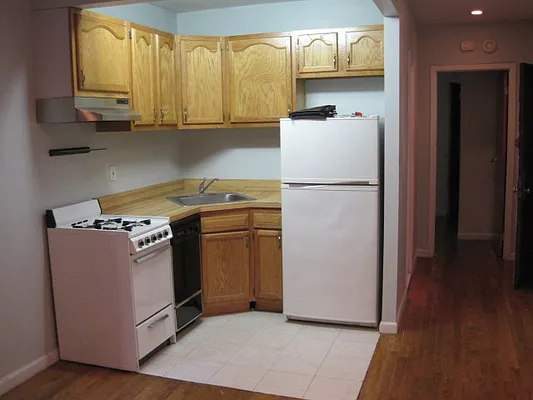 Rented by EA Kane RE Inc. | media 27