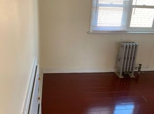 2562 124th St #3, Flushing, NY 11354