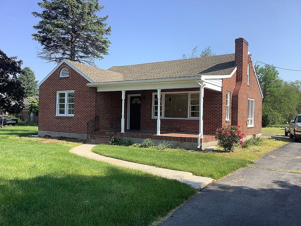 1st image of 4245 Lincoln Way E