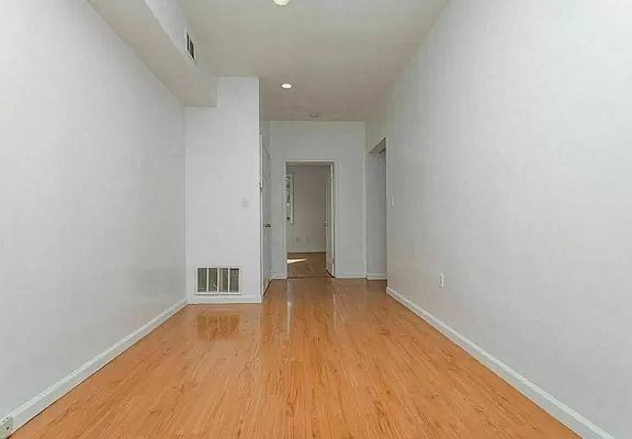2nd image of 30 Driggs Ave #2RR