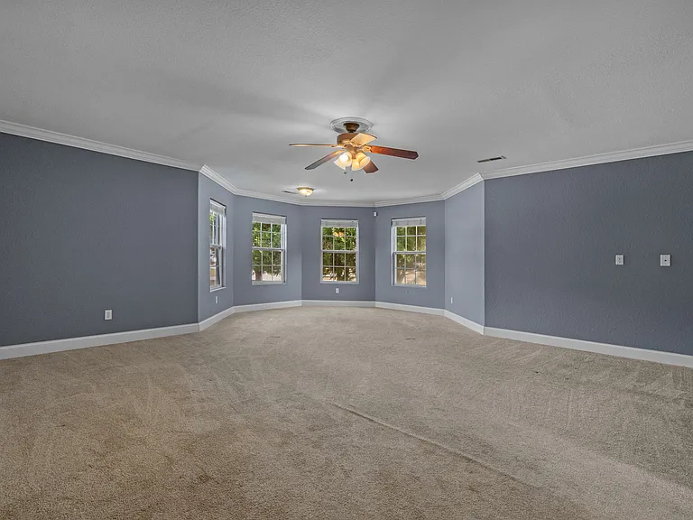 2409 Hunters Trl — Photo 18