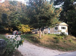 32 Intervale Ave, Mexico, ME 04257