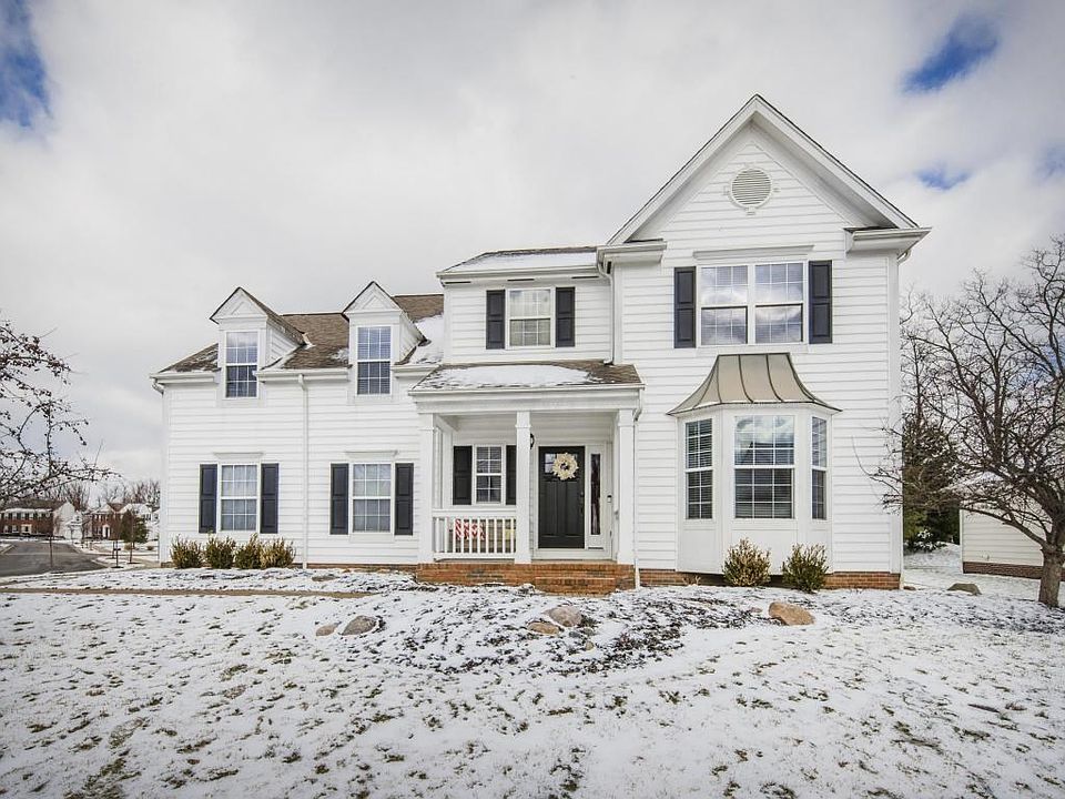 1st image of 496 Sunridge Dr
