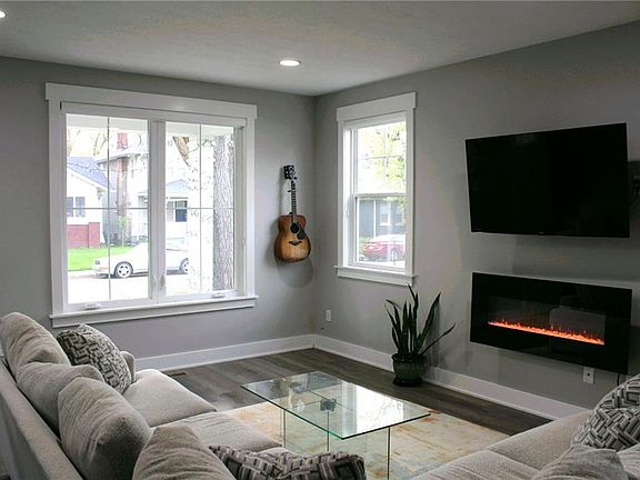 5th image of 3443 Carrollton Ave
