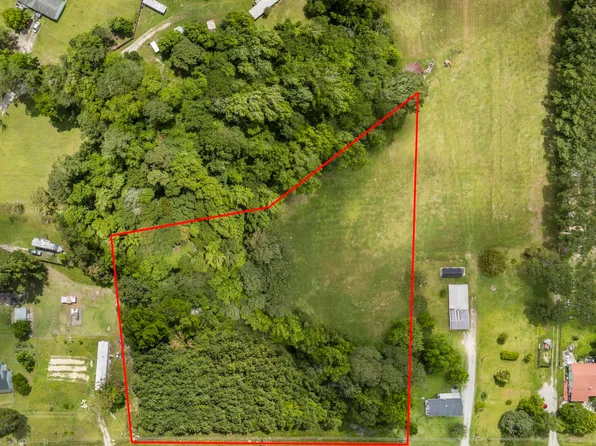 826 Sand Ridge Road, Hubert, NC 28539