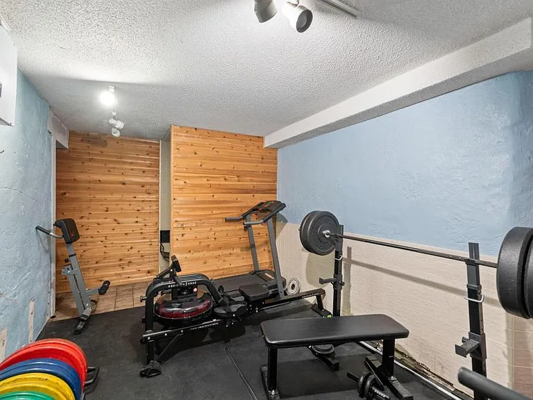 609 S 9th St #8 — Photo 23