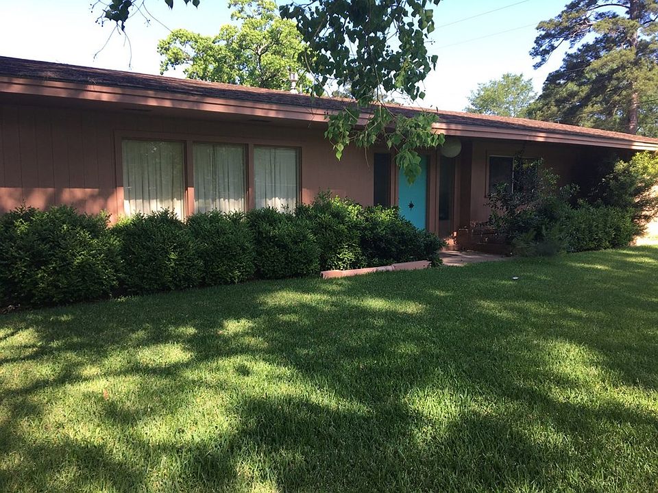 2nd image of 2130 Tulane Dr