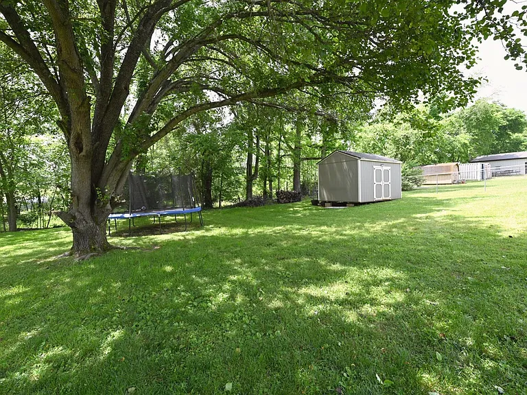 409 Sunnybrook Dr — Photo 5