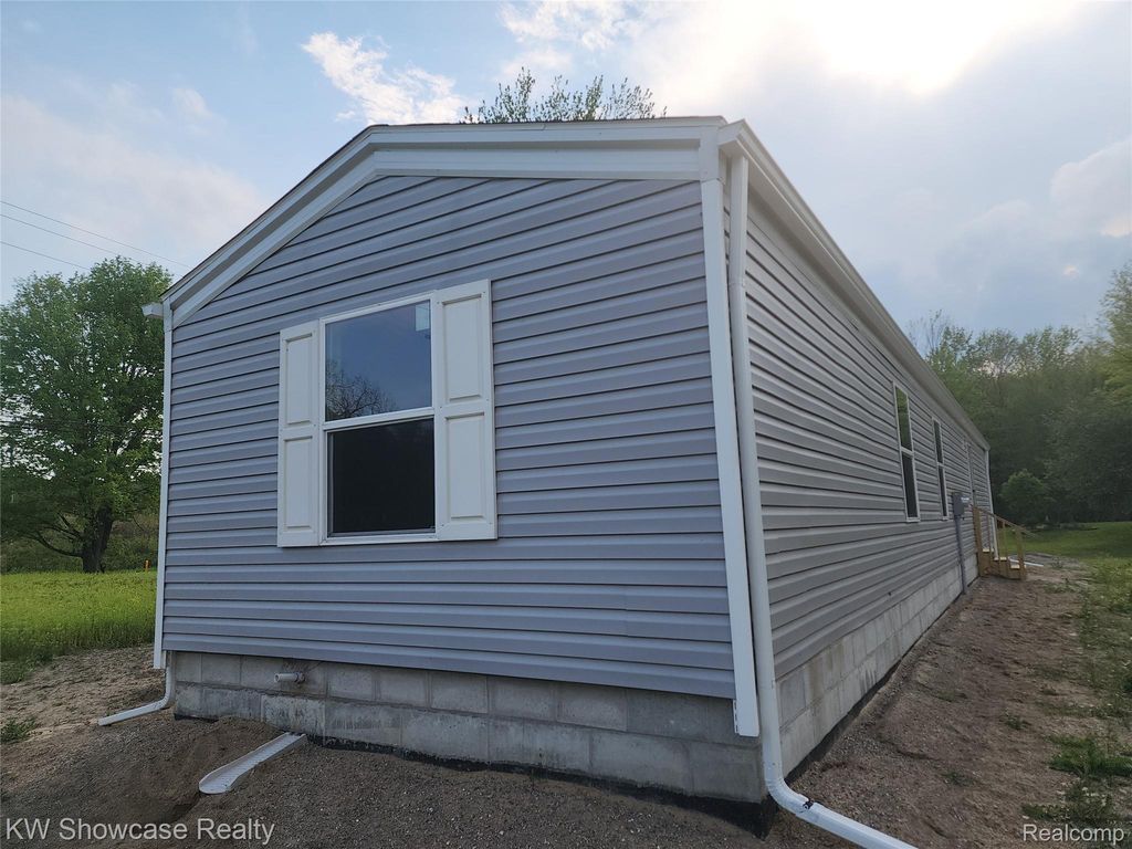 7240 Puttygut Rd, China, MI - View 5