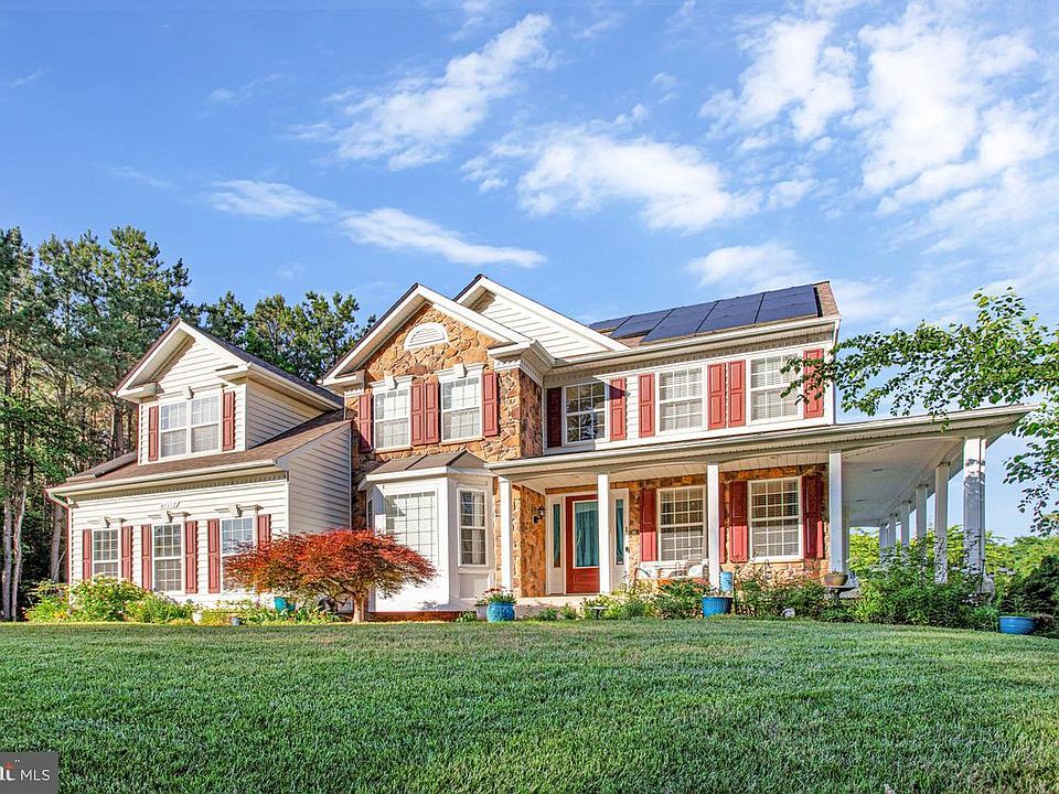 1st image of 45612 Pleasant Mill Dr