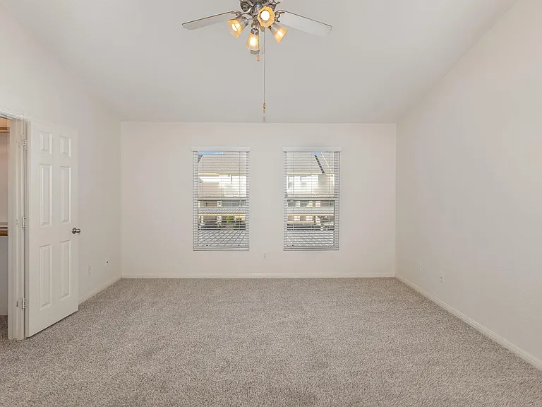 2215 Dry Creek Dr #611 — Photo 7