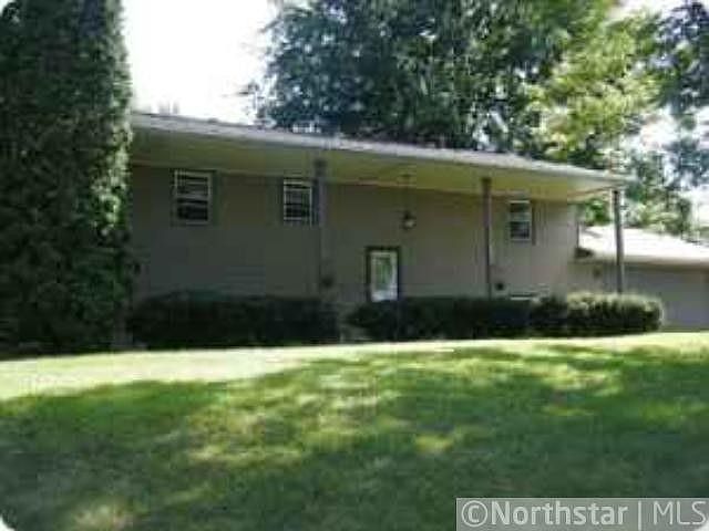 1st image of 844 13th Ave SE