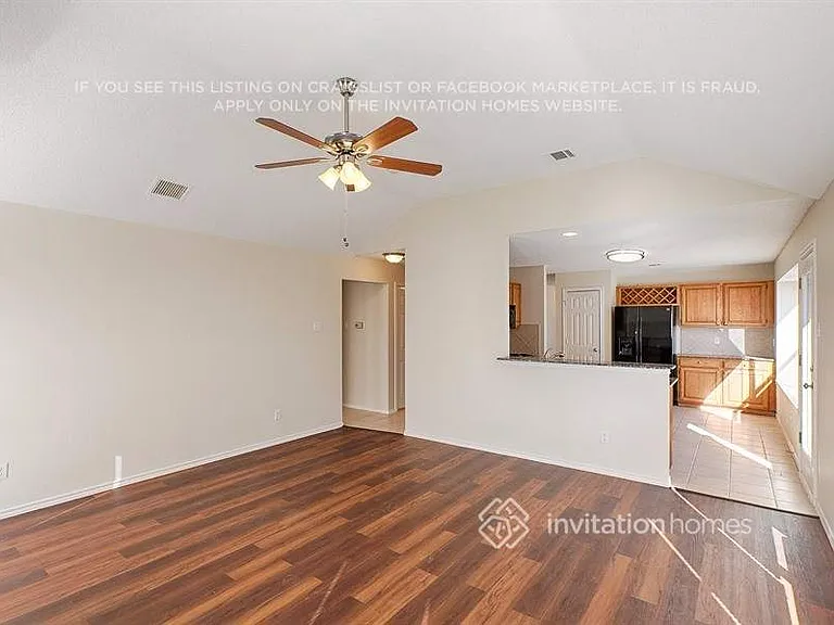 1340 Todd Dr — Photo 6