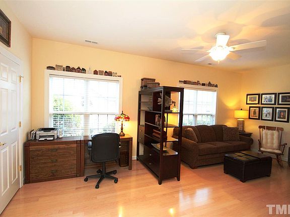 3rd image of 805 Coalburn Pl #805