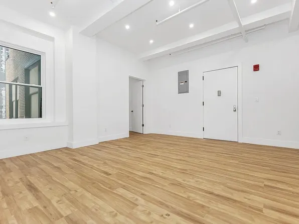 248 W 35th St, New York, NY