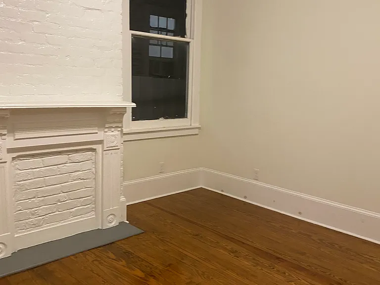 1630 1st St #1630 — Photo 3