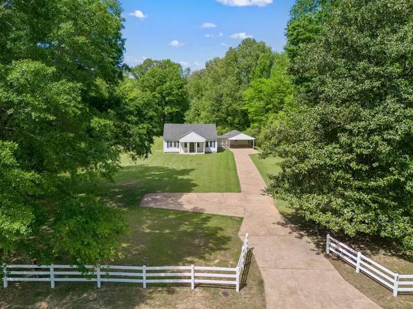 998 Fite Rd, Millington, TN 38053