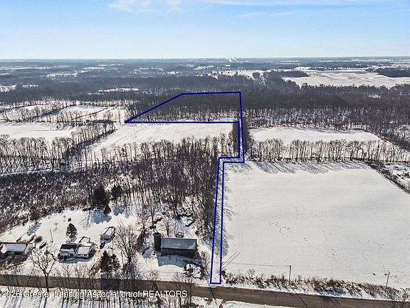 2nd image of 27 Mile Rd