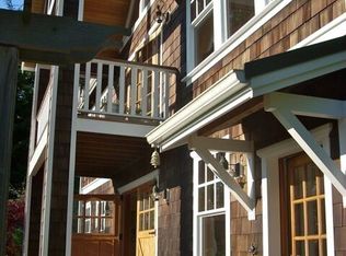 4382 S Camano Dr, Camano Island, WA