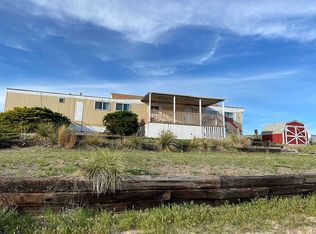 15 Cactus Hills Ct, Lewellen, NE 69147