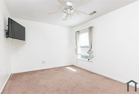 1332 Lock Heath Trl — Photo 30
