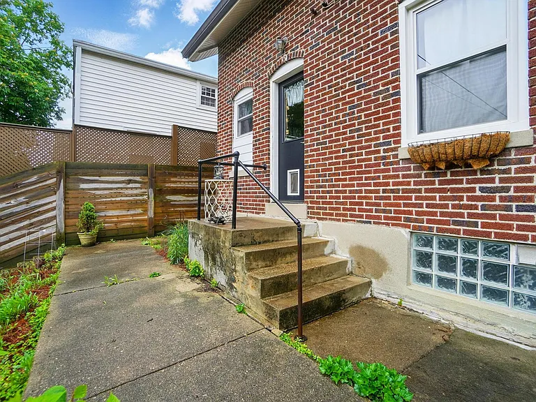 3000 Hillside Ave — Photo 53