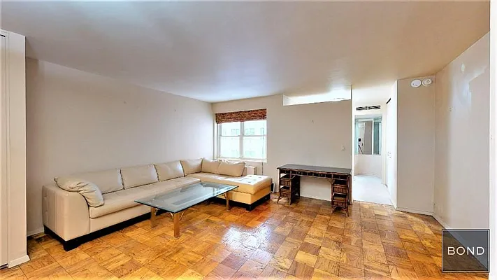 Rented by Bond New York | media 1