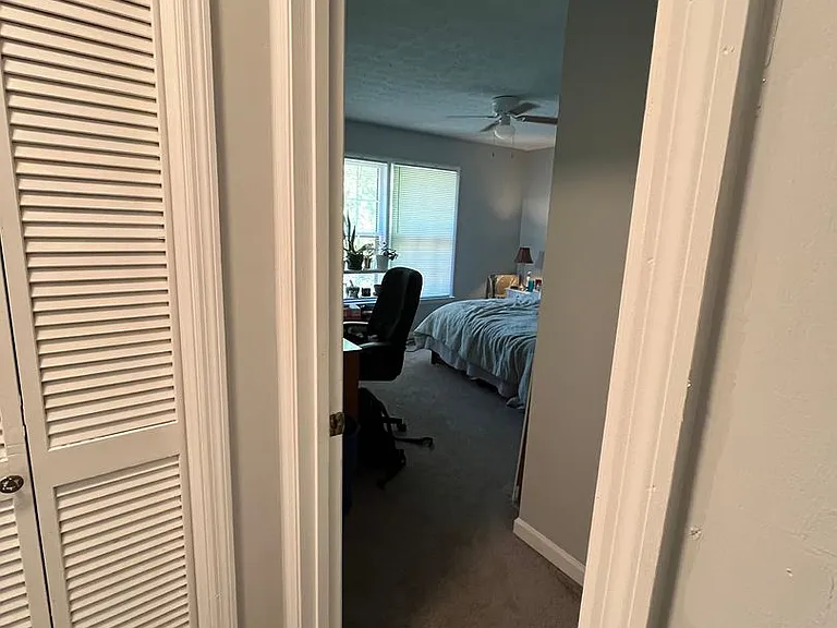 139 Barrington Pl #3 — Photo 17