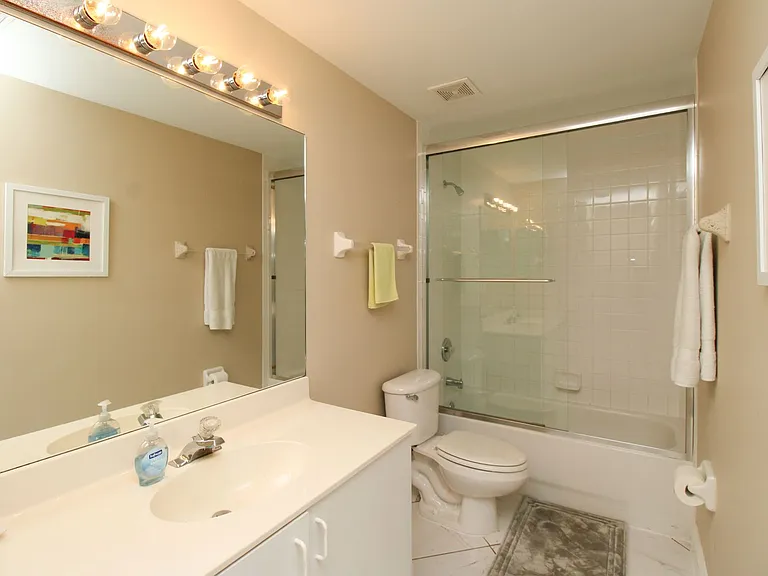 519 Roma Ct #3305 — Photo 21