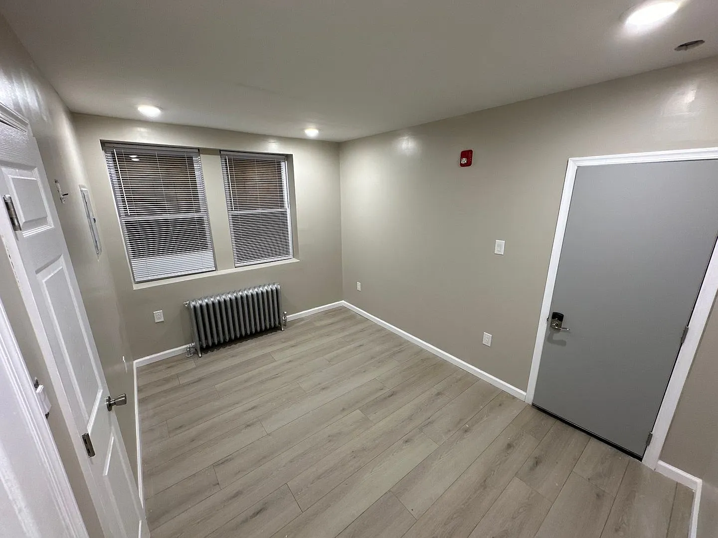 4737 Frankford Ave — Photo 3