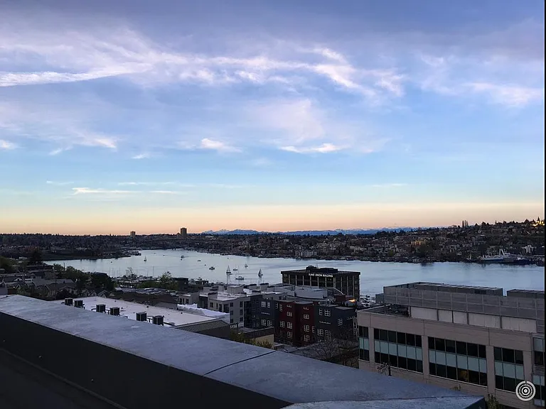 Rooftop deck