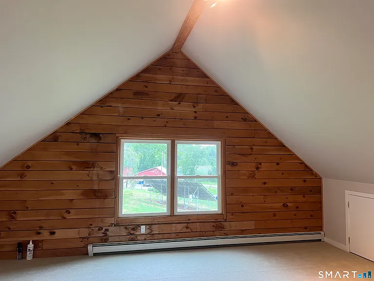 698 Leetes Island Rd — Photo 8