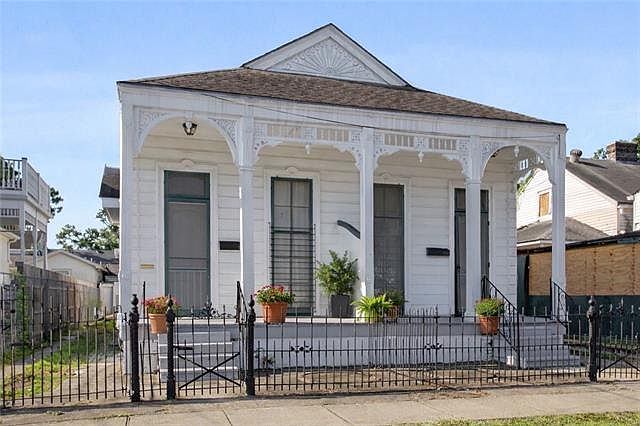 1st image of 3616 Baronne St