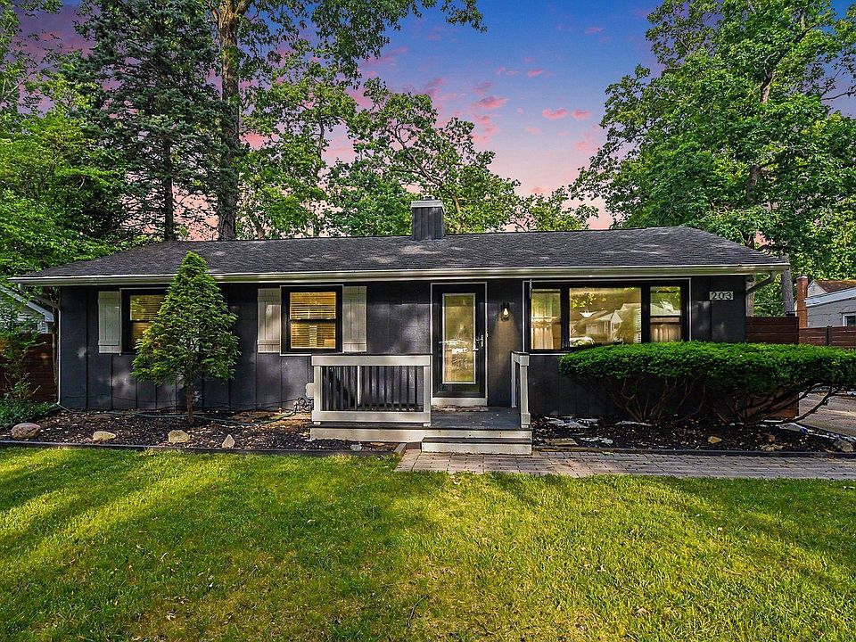 1st image of 203 Wildemere Dr