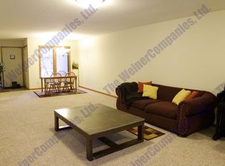 1804B Glenwood Oaks Ct, Urbana, IL 61801