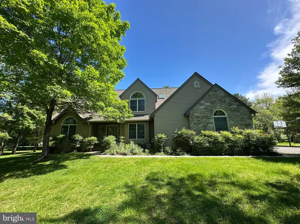 479 School Rd, Blue Bell, PA 19422